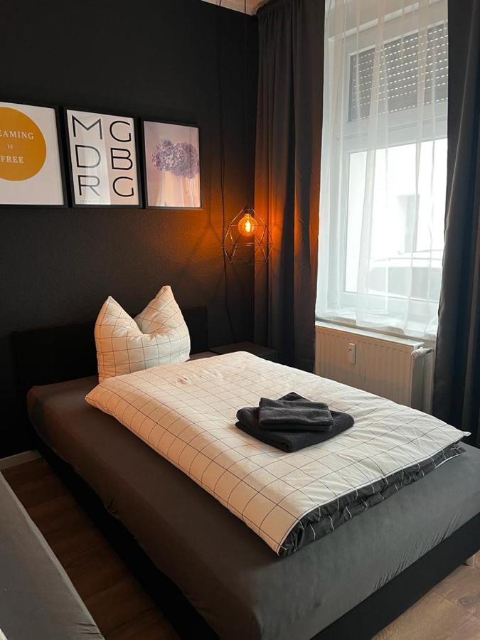 Ferienwohnung, Monteurwohnung, Unterkunft Elise Magdeburg Exteriör bild